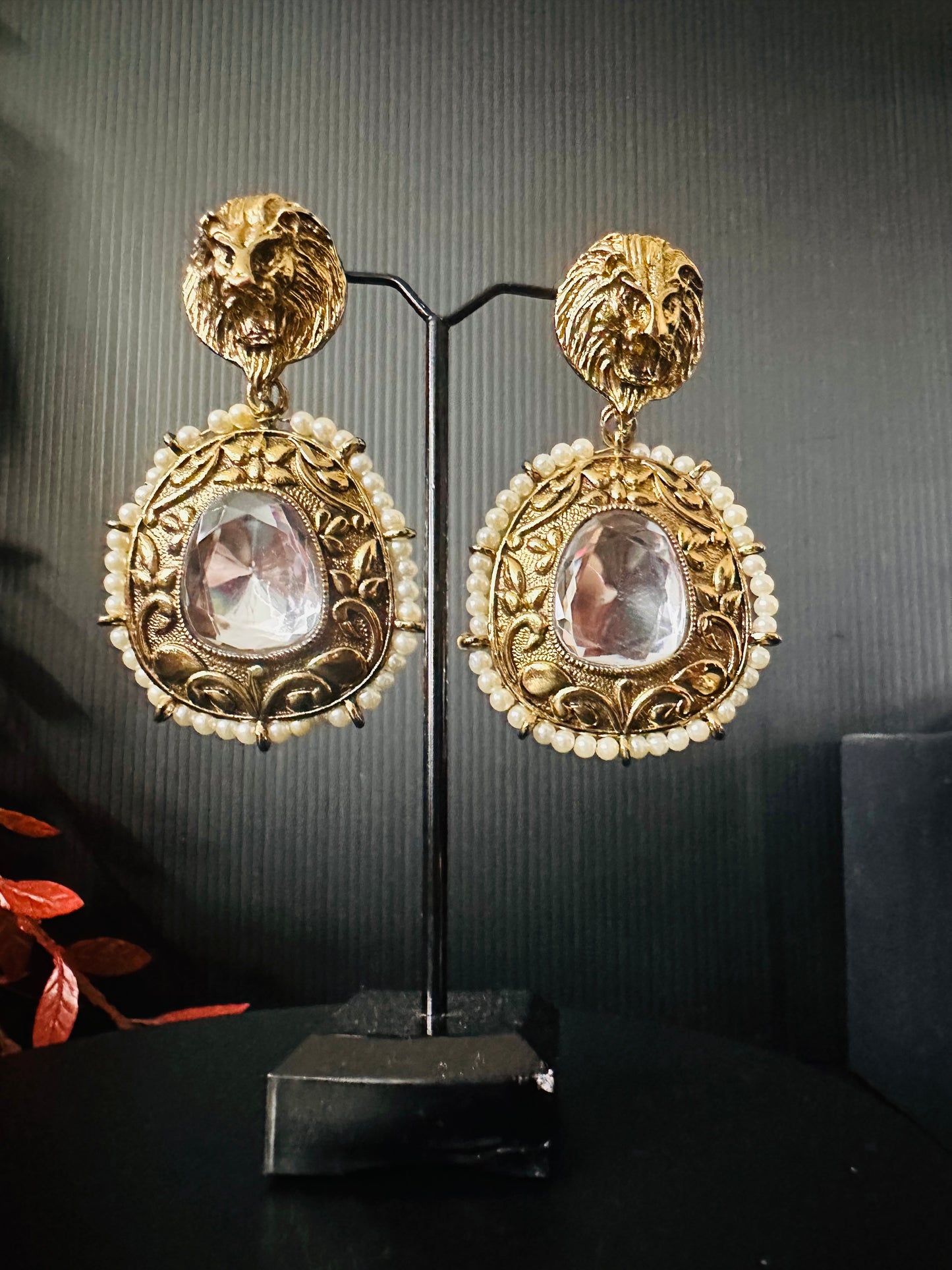 ELE Earrings - Mehroon